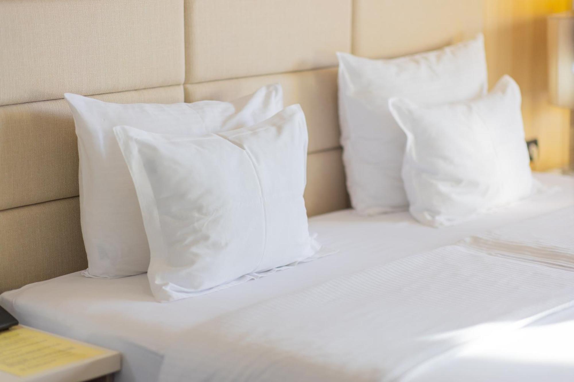 Hotel Holiday Σαράγεβο Εξωτερικό φωτογραφία