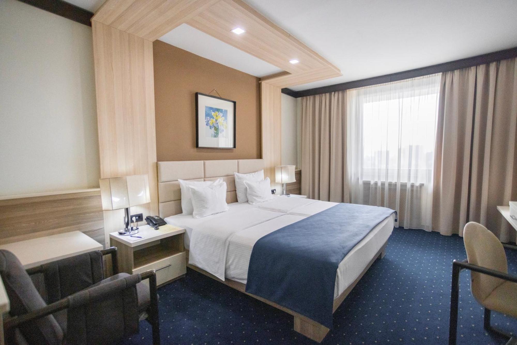 Hotel Holiday Σαράγεβο Εξωτερικό φωτογραφία