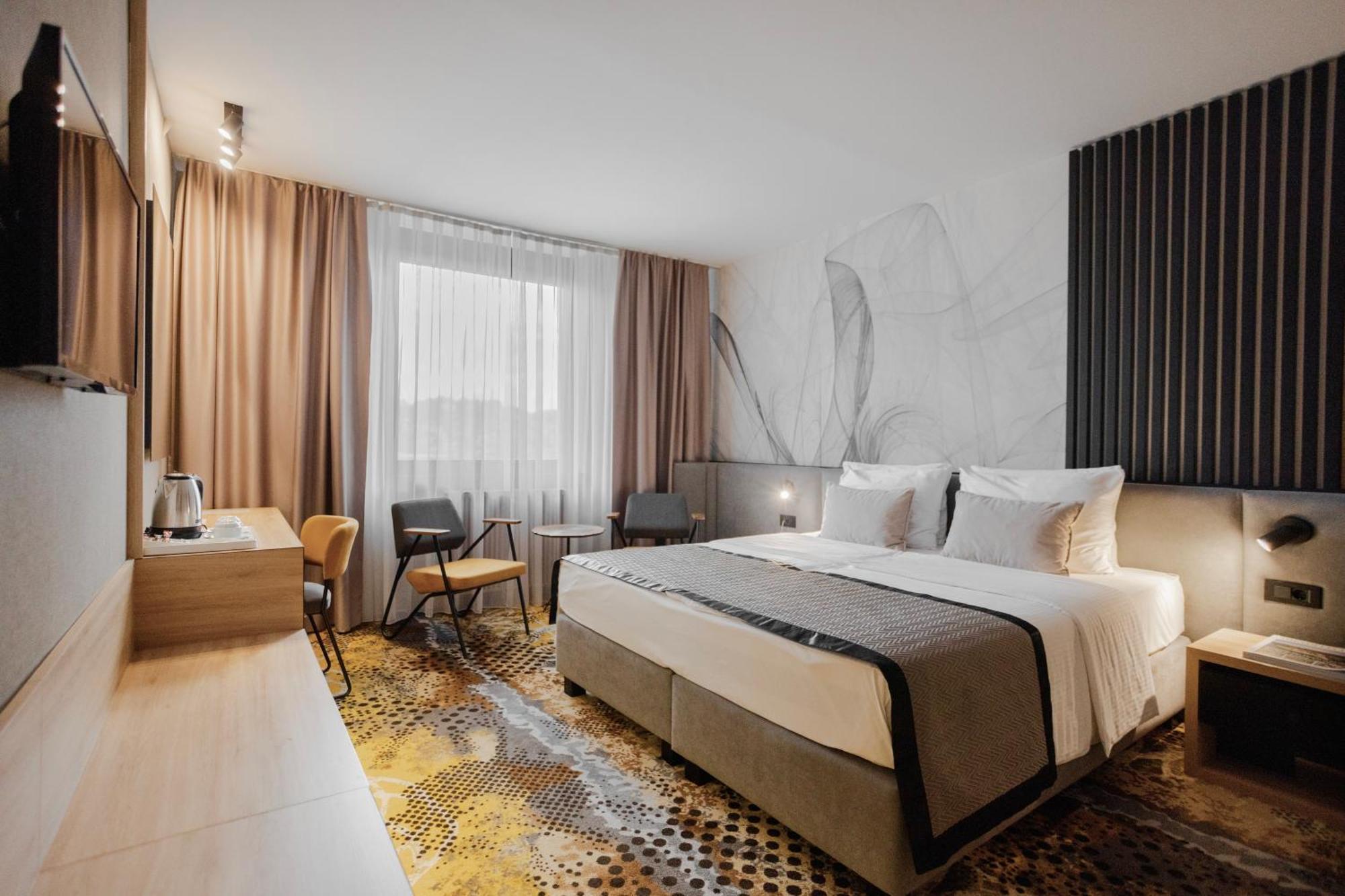 Hotel Holiday Σαράγεβο Εξωτερικό φωτογραφία