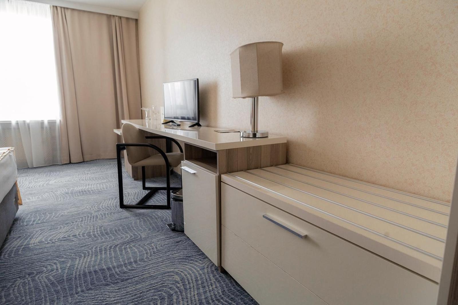 Hotel Holiday Σαράγεβο Εξωτερικό φωτογραφία